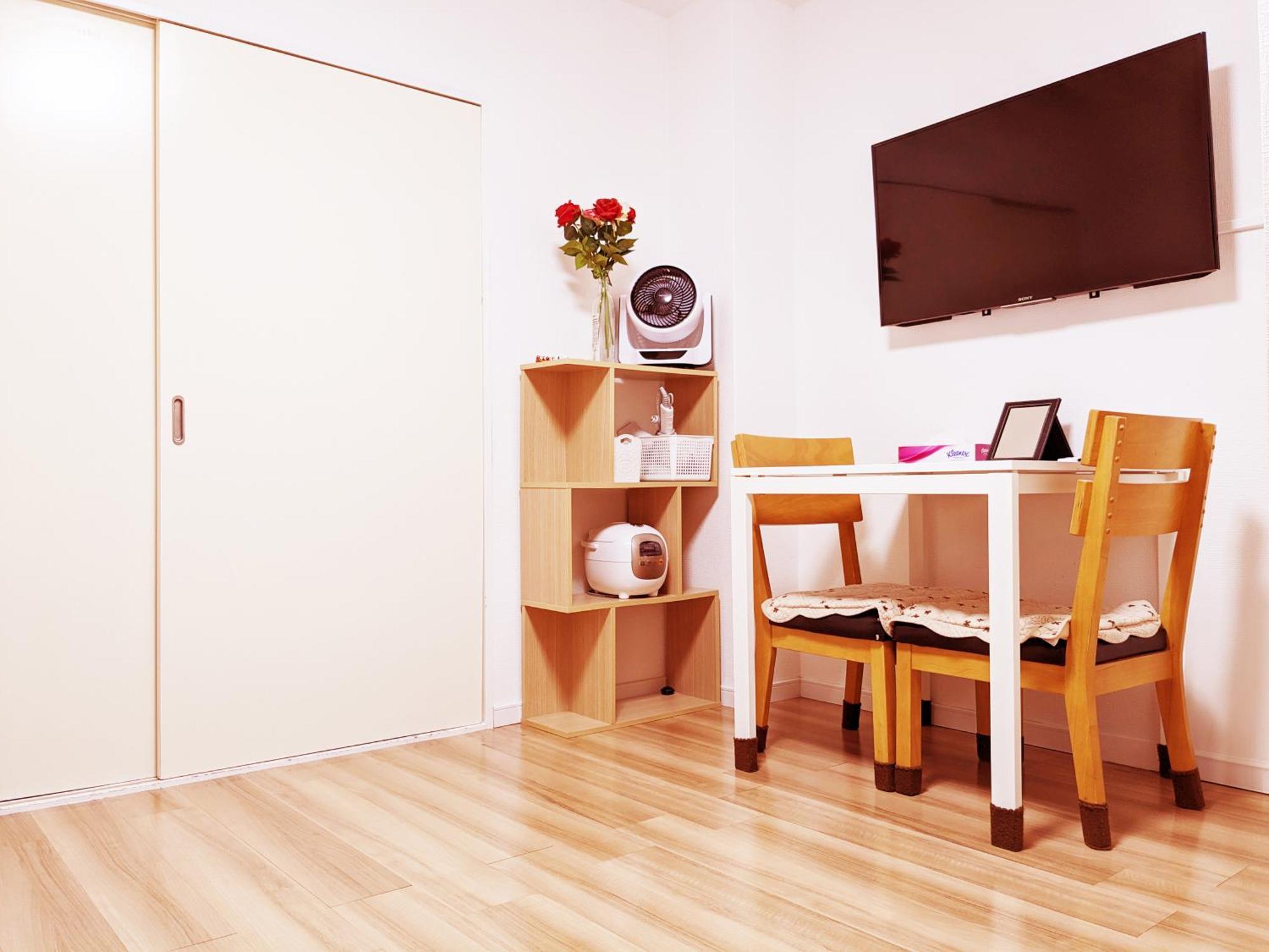 Rosenheim Tokyo Shinjuku Tokio Kamer foto